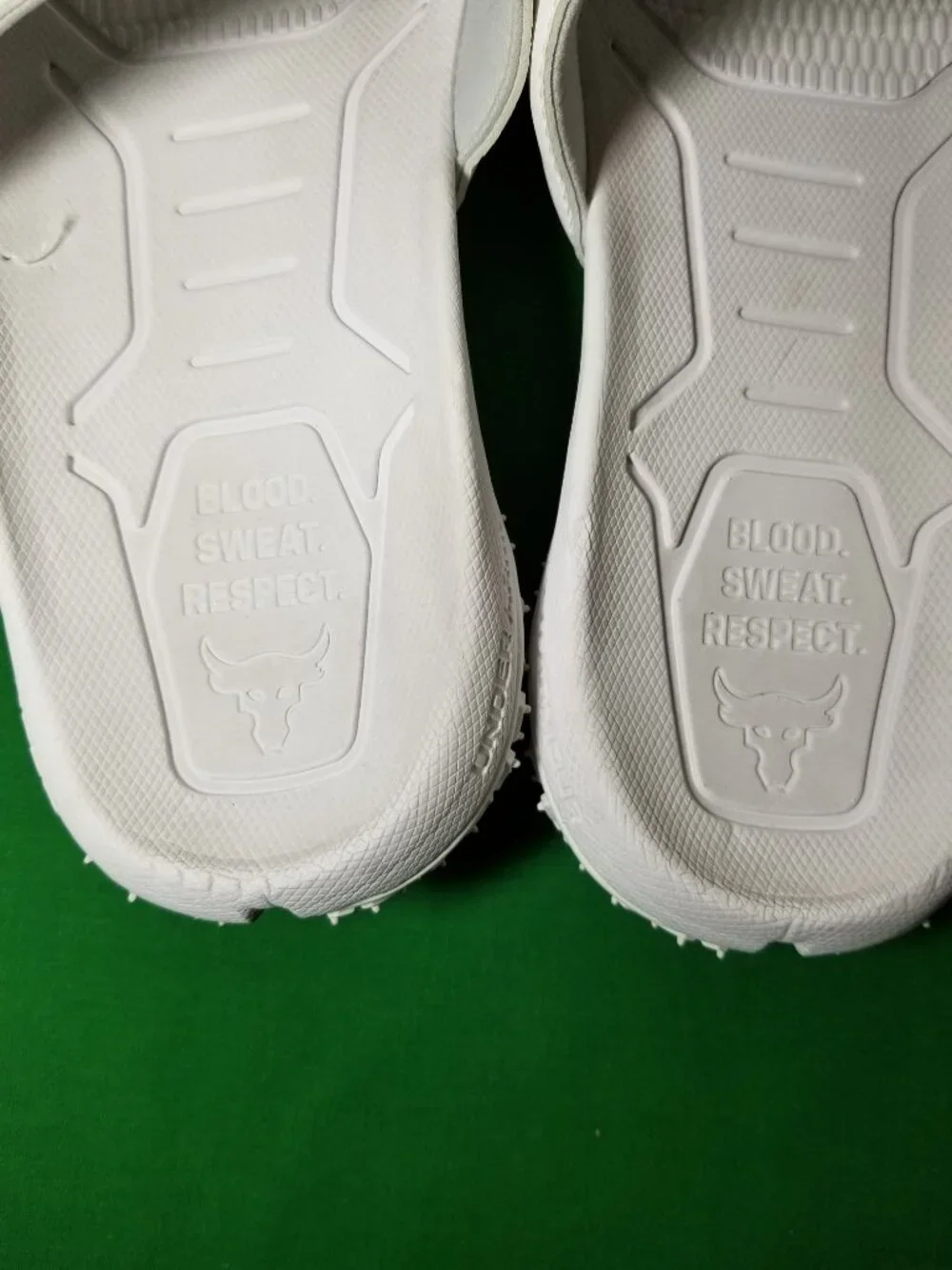 Under Armour White Rock Slide 2.0 Men Size 8 Michelin Tire Project Rock Shoes